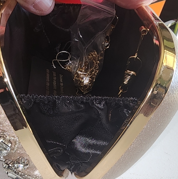 UBORSE EUC NOBLE CRYSTAL EVENING BAG CLUTCH - Picture 9 of 10